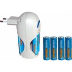 RICARICA BATTERIA DA VIAGGIO CON 4 BATTERIE RICARICABILI BR 713