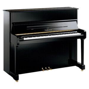 YAMAHA P121